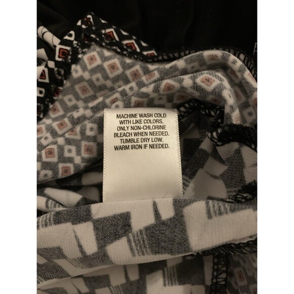 Roz Ali Woman Size 1X Top Sleeveless Stretch - Picture 5 of 7